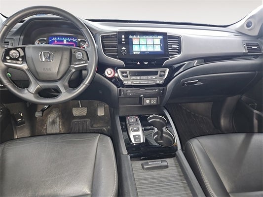 2022 Honda Pilot Touring 8 Passenger in Grand Haven, MI - Preferred Auto Dealerships