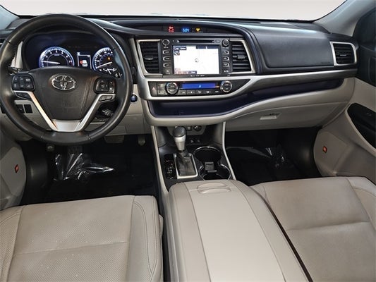 2017 Toyota Highlander Limited Platinum in Grand Haven, MI - Preferred Auto Dealerships