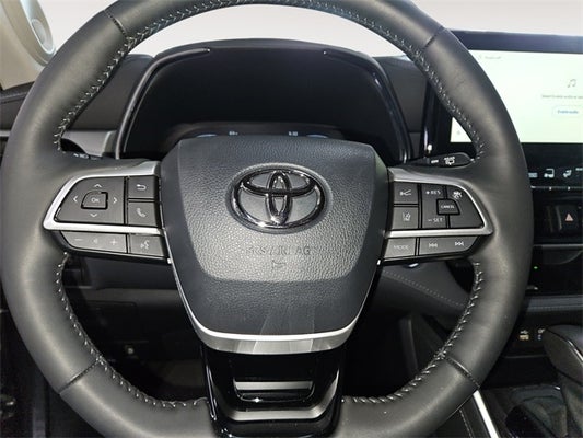 2023 Toyota Highlander Platinum in Grand Haven, MI - Preferred Auto Dealerships