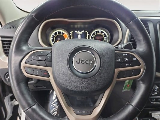 2017 Jeep Cherokee Latitude in Grand Haven, MI - Preferred Auto Dealerships