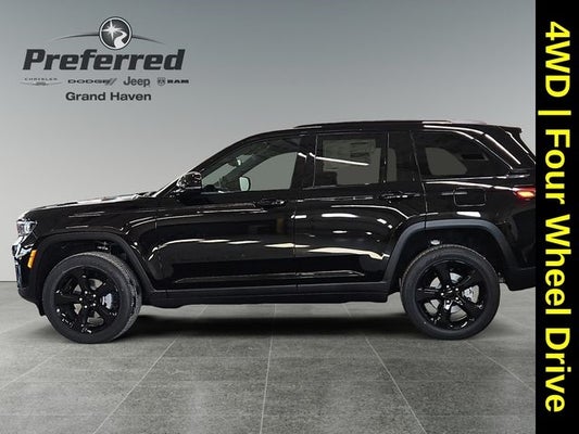 2024 Jeep Grand Cherokee Altitude in Grand Haven, MI - Preferred Auto Dealerships