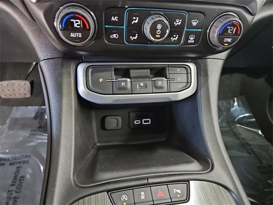 2023 GMC Acadia AWD SLT in Grand Haven, MI - Preferred Auto Dealerships