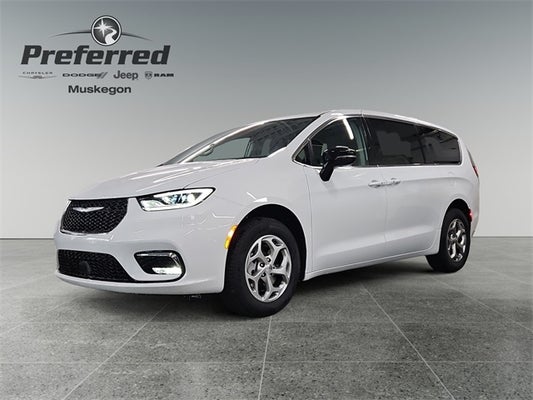 2024 Chrysler Pacifica PACIFICA LIMITED AWD in Grand Haven, MI - Preferred Auto Dealerships