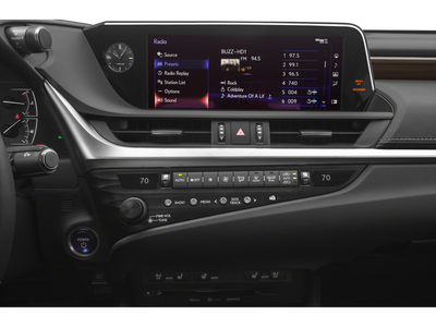 2019 Lexus ES 300h 300h Luxury 2.5 Liter FWD