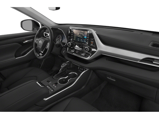 2021 Toyota Highlander XLE in Grand Haven, MI - Preferred Auto Dealerships