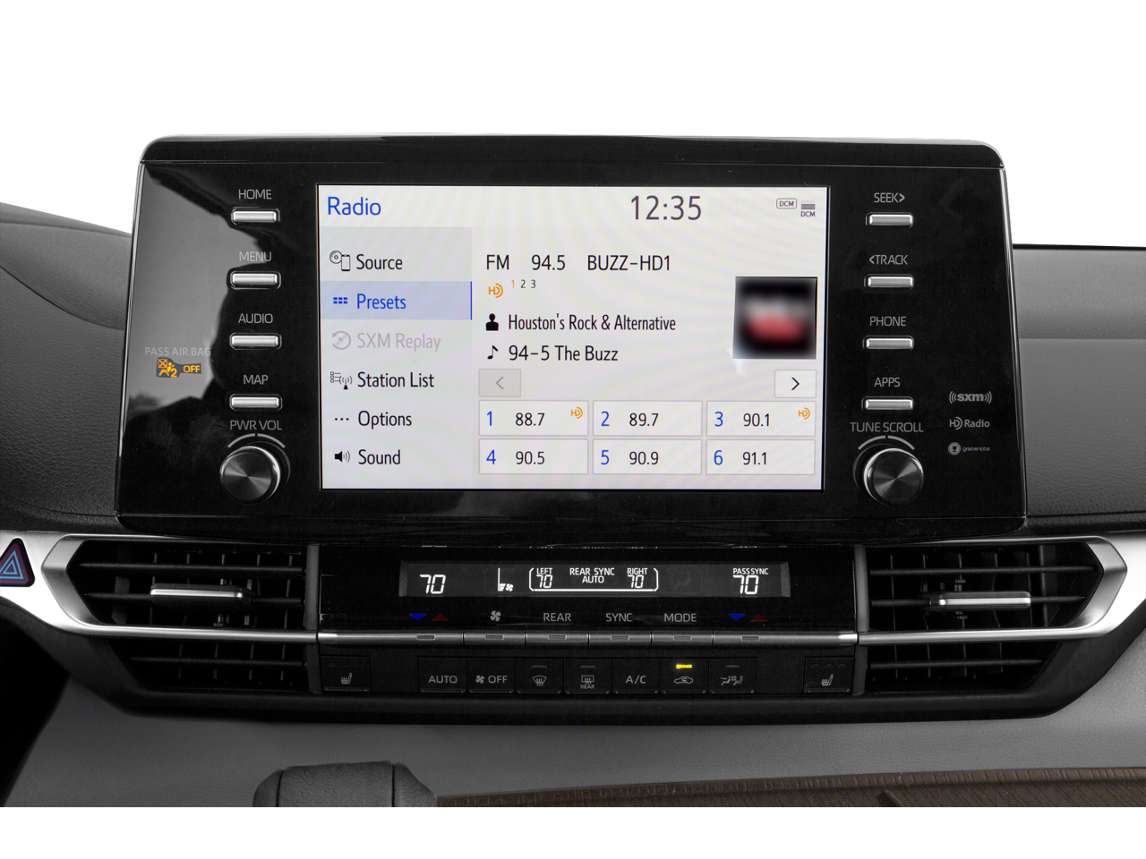 2021 Toyota Sienna XLE 8 Passenger