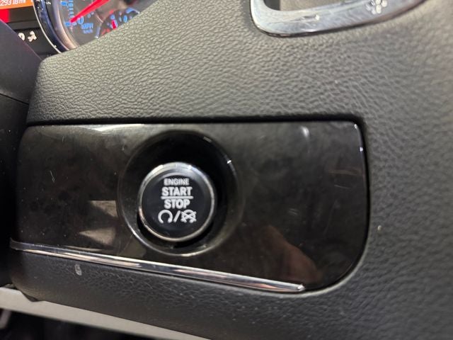 2014 Chrysler Town & Country Touring-L