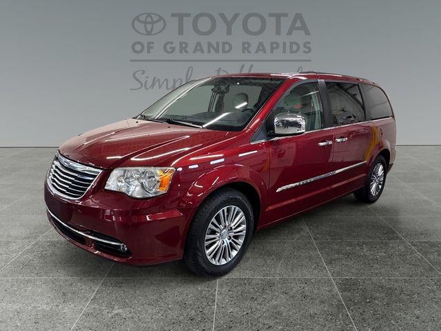 2014 Chrysler Town & Country Touring-L