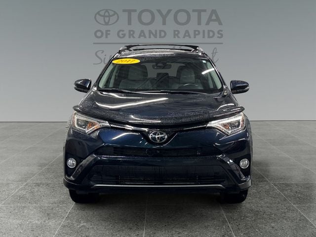 2017 Toyota RAV4 Platinum