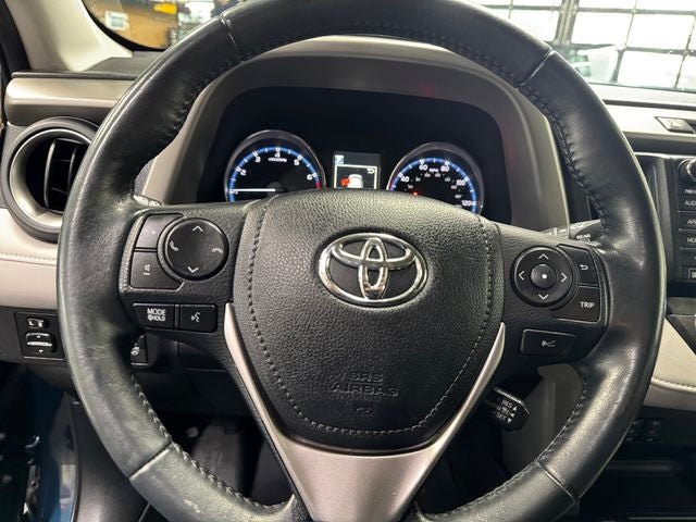 2017 Toyota RAV4 Platinum