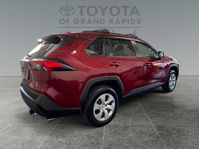 2020 Toyota RAV4 LE