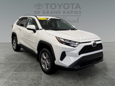 2025 Toyota RAV4 XLE