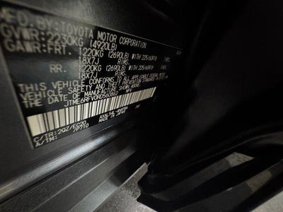 2025 Toyota RAV4 XLE