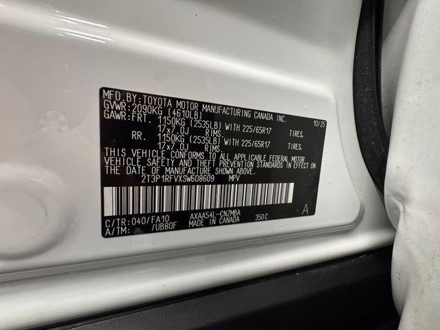 2025 Toyota RAV4 XLE