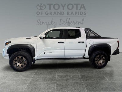 2026 Toyota Tacoma Hybrid Trailhunter