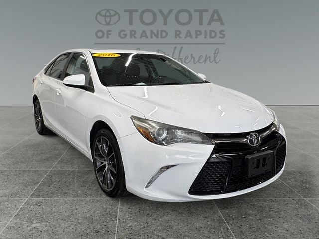 2016 Toyota Camry XSE