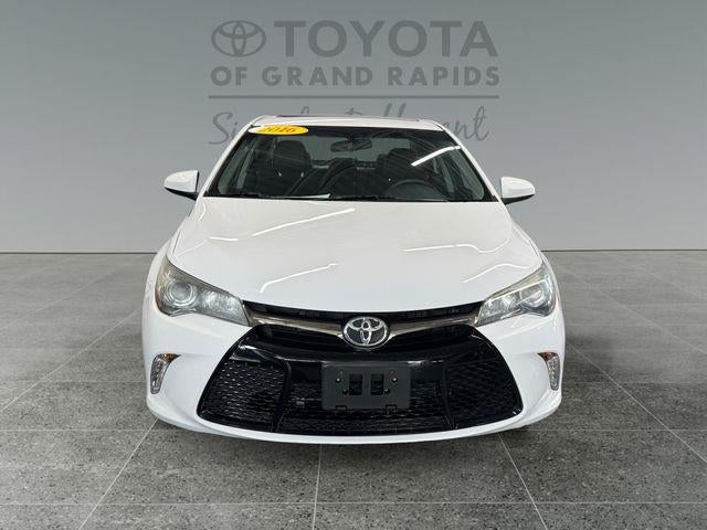 2016 Toyota Camry XSE