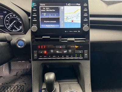 2022 Toyota Avalon Hybrid XSE