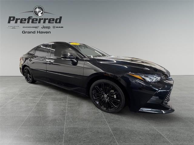 2022 Toyota Avalon Hybrid XSE