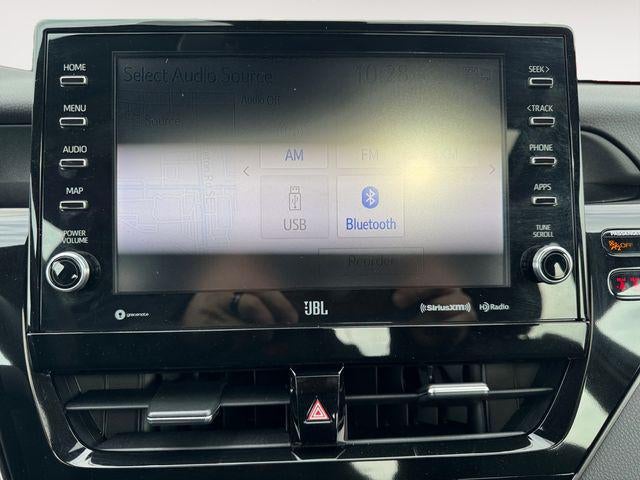 2022 Toyota Camry Hybrid XLE