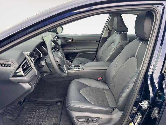 2022 Toyota Camry Hybrid XLE