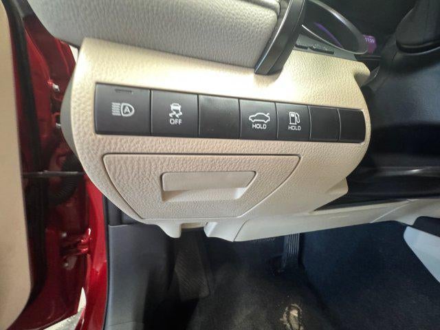 2024 Toyota Camry Hybrid XLE