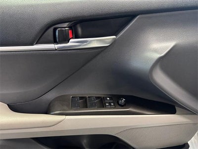 2023 Toyota Camry Hybrid SE