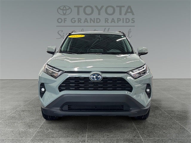 2023 Toyota RAV4 Hybrid XLE Premium