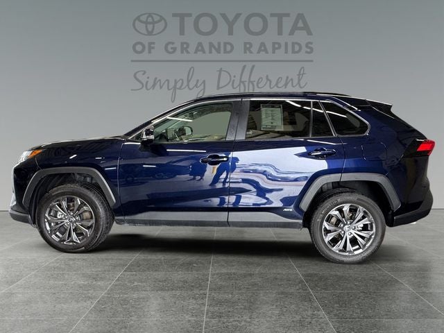 2023 Toyota RAV4 Hybrid XLE Premium