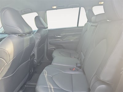 2026 Toyota Grand Highlander Hybrid XLE