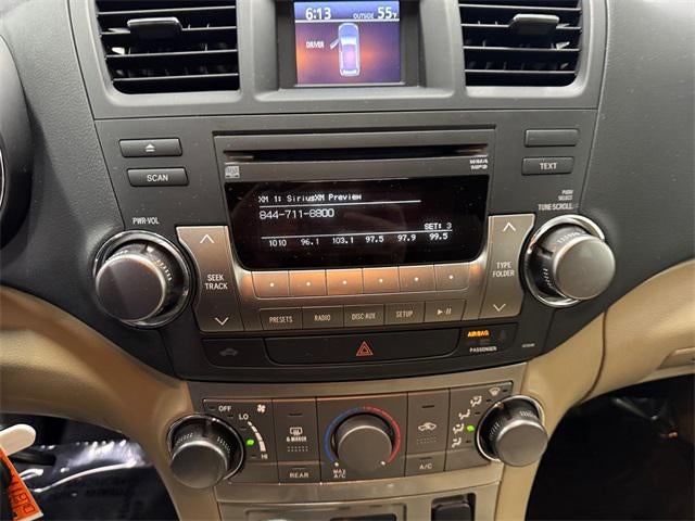 2012 Toyota Highlander SE