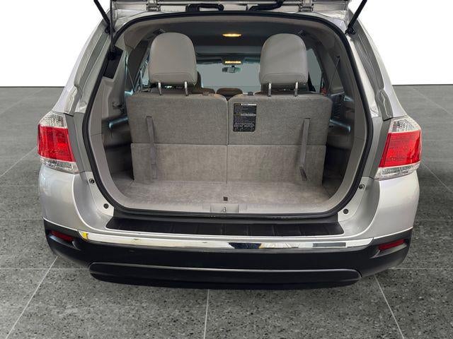 2013 Toyota Highlander SE