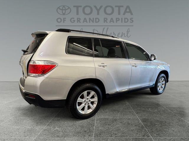 2013 Toyota Highlander SE