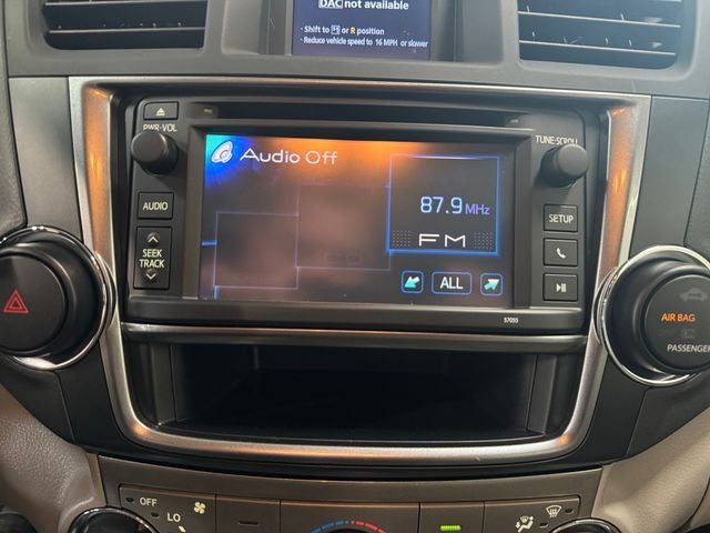 2013 Toyota Highlander SE