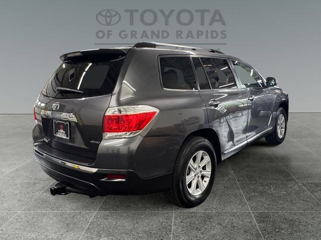 2013 Toyota Highlander SE