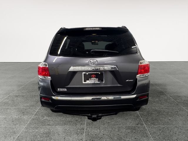 2013 Toyota Highlander SE