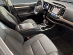2016 Toyota Highlander LE Plus V6