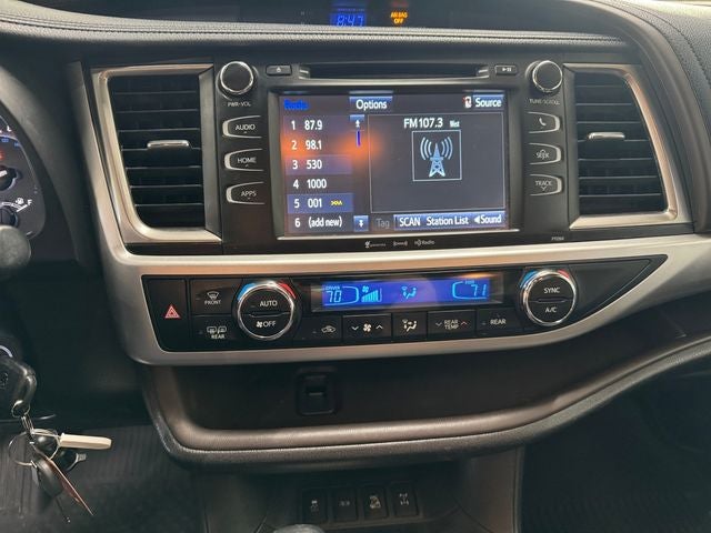 2016 Toyota Highlander LE Plus V6