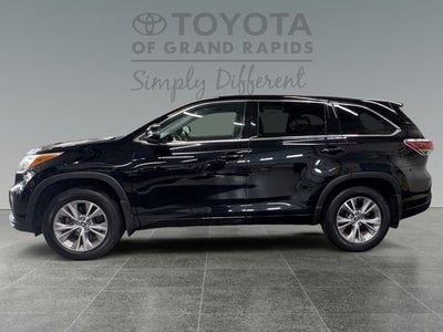 2016 Toyota Highlander LE Plus V6