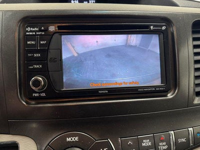 2014 Toyota Sienna XLE 7 Passenger