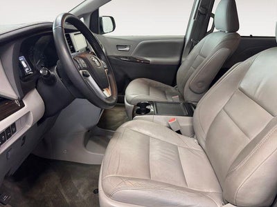 2016 Toyota Sienna XLE Premium 7 Passenger
