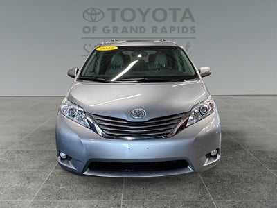 2017 Toyota Sienna XLE 7 Passenger