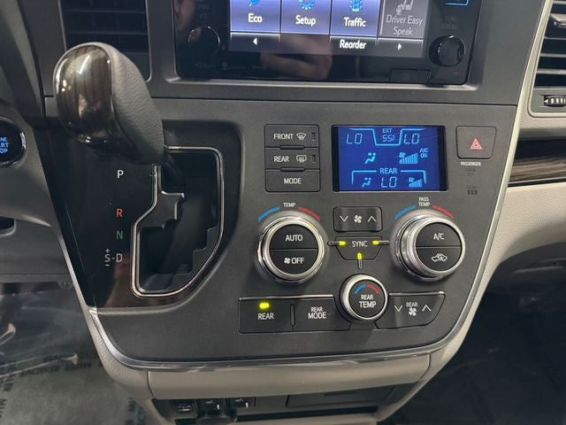 2017 Toyota Sienna XLE 7 Passenger