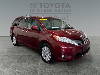 2017 Toyota Sienna XLE 7 Passenger