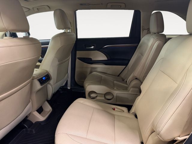 2019 Toyota Highlander Limited Platinum
