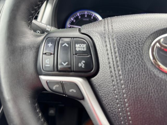 2017 Toyota Highlander Limited Platinum