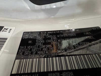 2023 Toyota Highlander Hybrid Platinum