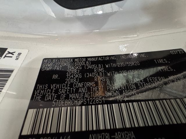 2023 Toyota Highlander Hybrid Platinum