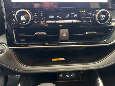 2024 Toyota Highlander Hybrid Platinum