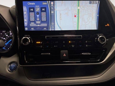 2022 Toyota Highlander Hybrid Platinum